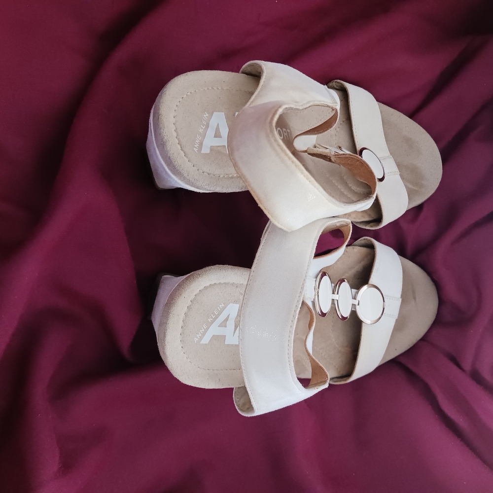 Anne Klein Cream and Tan Sandals - Picture 4 of 9